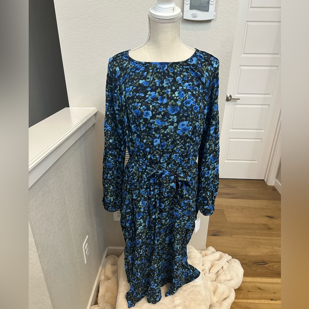Caslon floral dress. New with tags.
